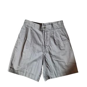 AM Player Men's Light Gray Flat-Front Pleated Shorts